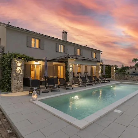 Batelica With Large Garden, Kids Playground And Private Pool * Labin (Istria)