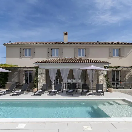 Batelica With Large Garden, Kids Playground And Private Pool Labin