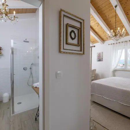 Batelica With Large Garden, Kids Playground And Private Pool Villa *